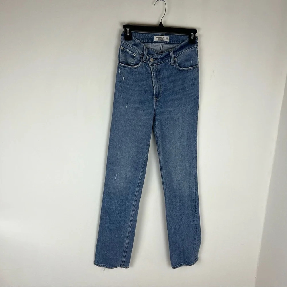 Abercrombie & Fitch Ultra High Rise 90s Straight Cross Over Waistband Jeans 24 - Picture 2 of 7